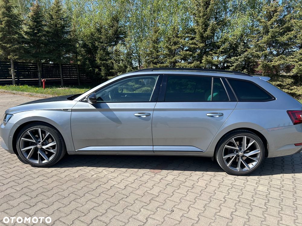 Skoda Superb 2.0 TDI DSG Sportline - 8