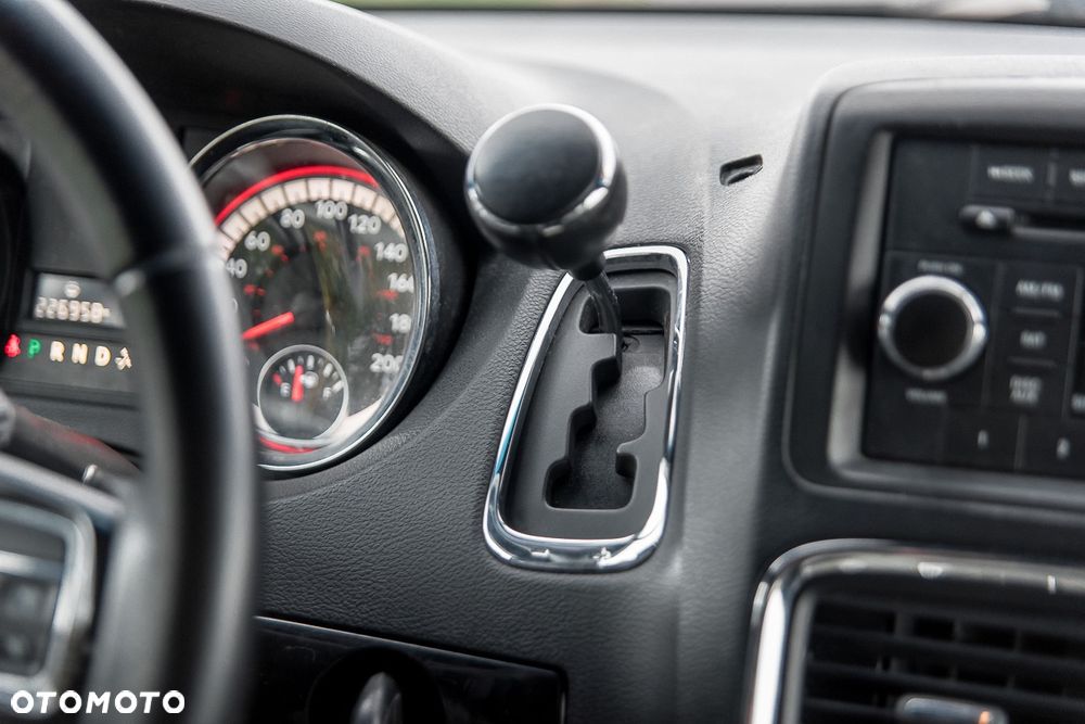 Dodge Grand Caravan 3.6 Express - 30