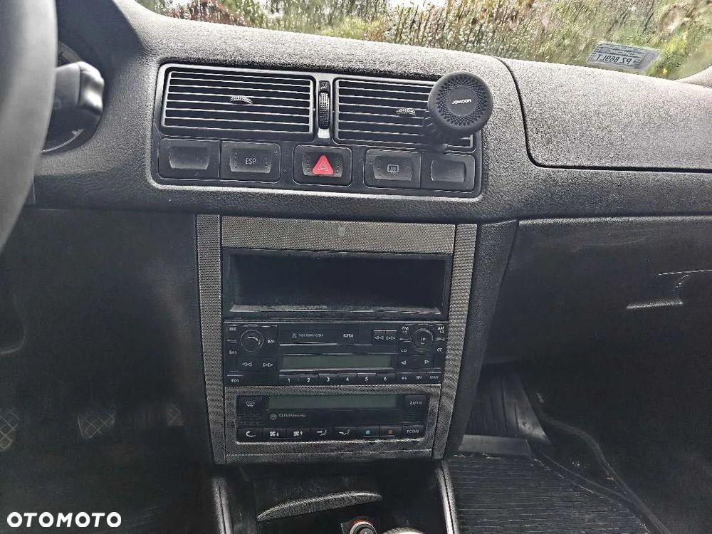 Volkswagen Golf IV 1.6 Trendline - 5