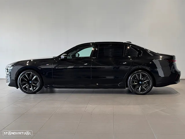 BMW i7 xDrive60 Pack Desportivo M Pro - 3
