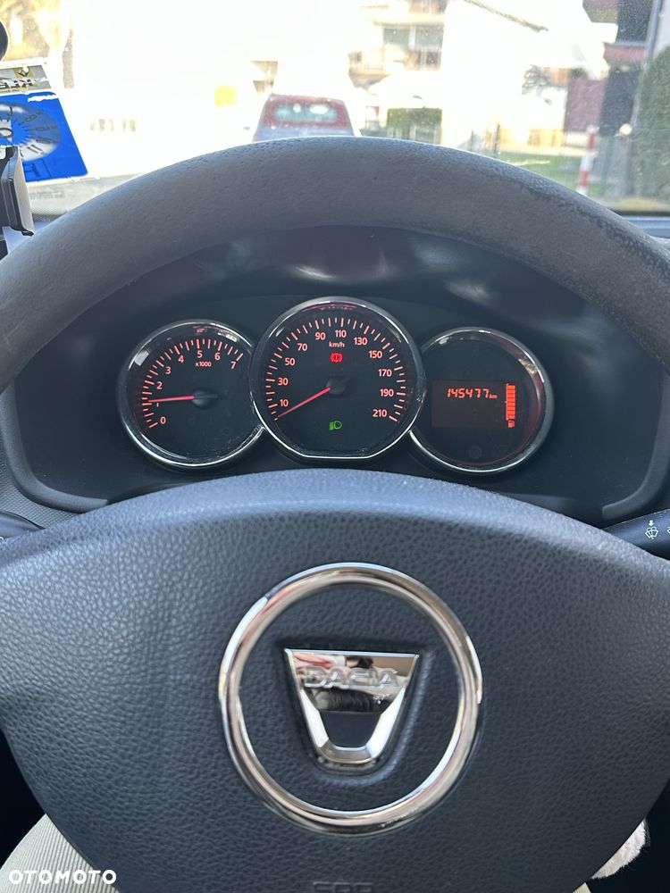 Dacia Sandero - 5