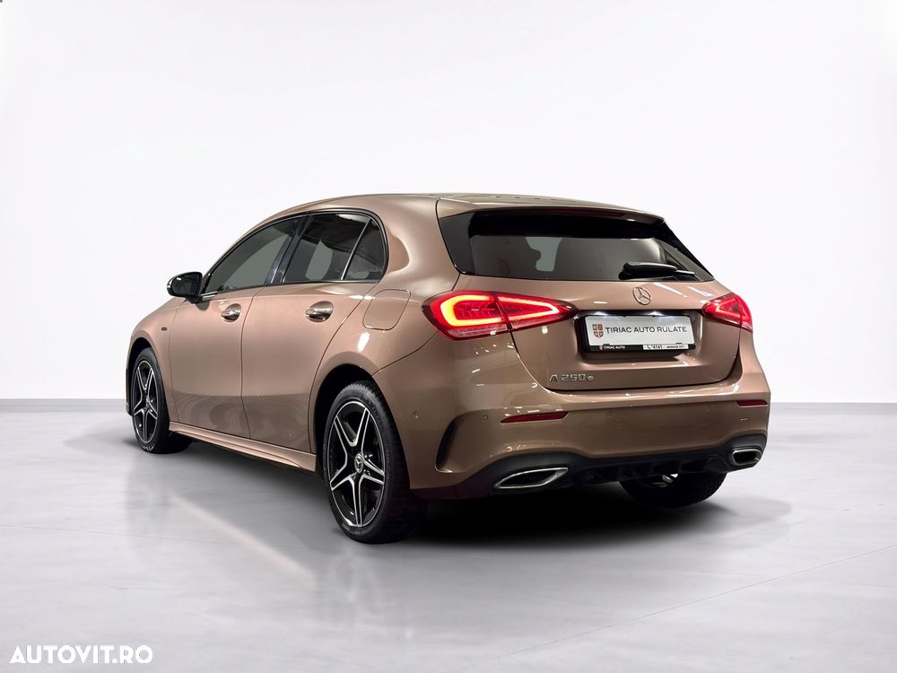 Mercedes-Benz A 250 - 4
