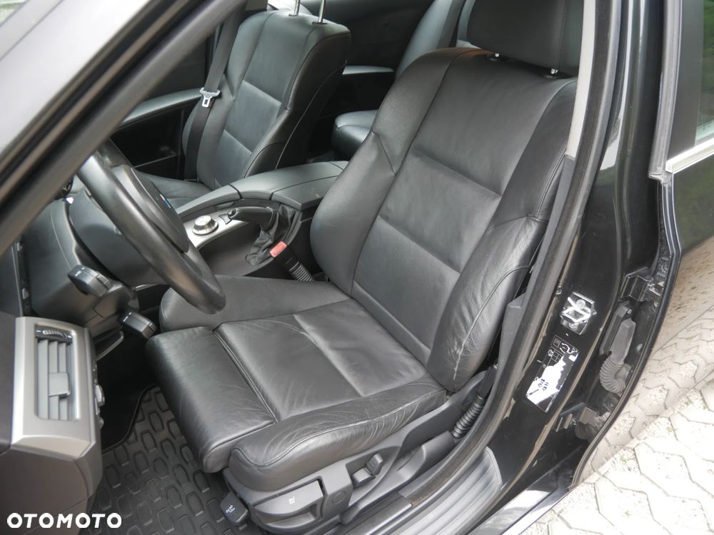 BMW Seria 5 530i - 9