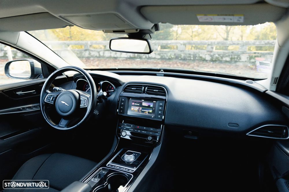 Jaguar XE E-Performance Aut. Prestige - 7