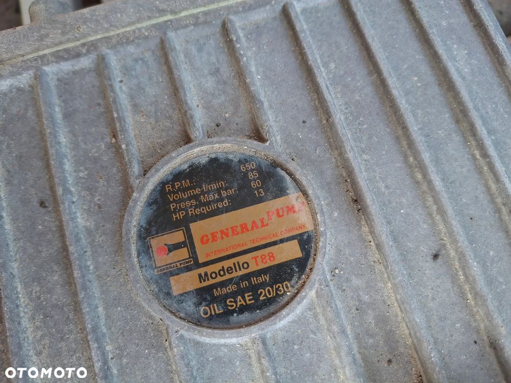 Renault Midlum 270 DXI Zamiatarka BUCHER Szczotki L/R Lewa I Prawa Strona 2 Silniki Karcher Listwa Ciśnieniowa Lanca Na Bębnie 2011r - 11