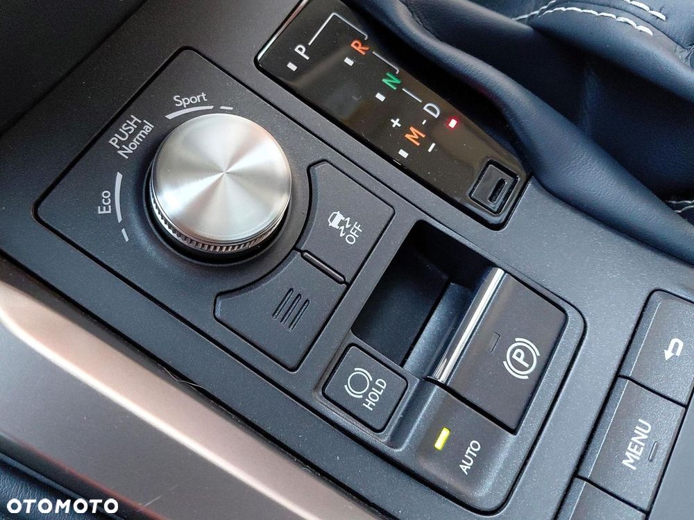 Lexus NX 300 F Impression AWD - 19