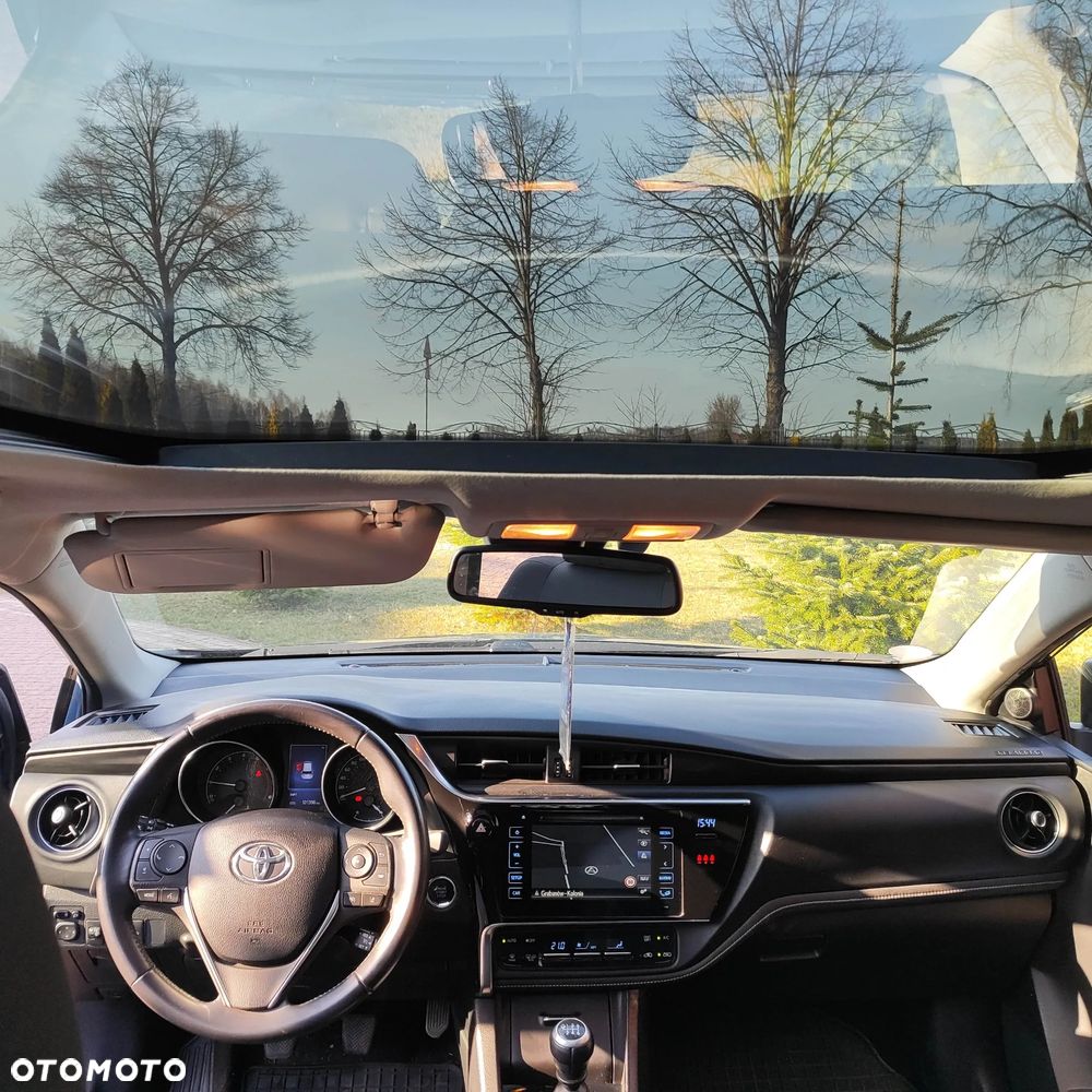 Toyota Auris 1.2 T Dynamic - 22