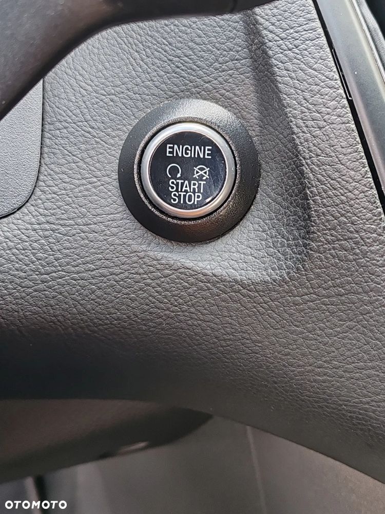 Ford Focus 1.5 EcoBoost Start-Stopp-System ST-Line - 22