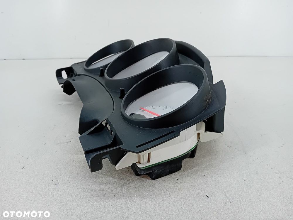 LICZNIK DODGE CALIBER P05107000AG 1.8 16V - 4