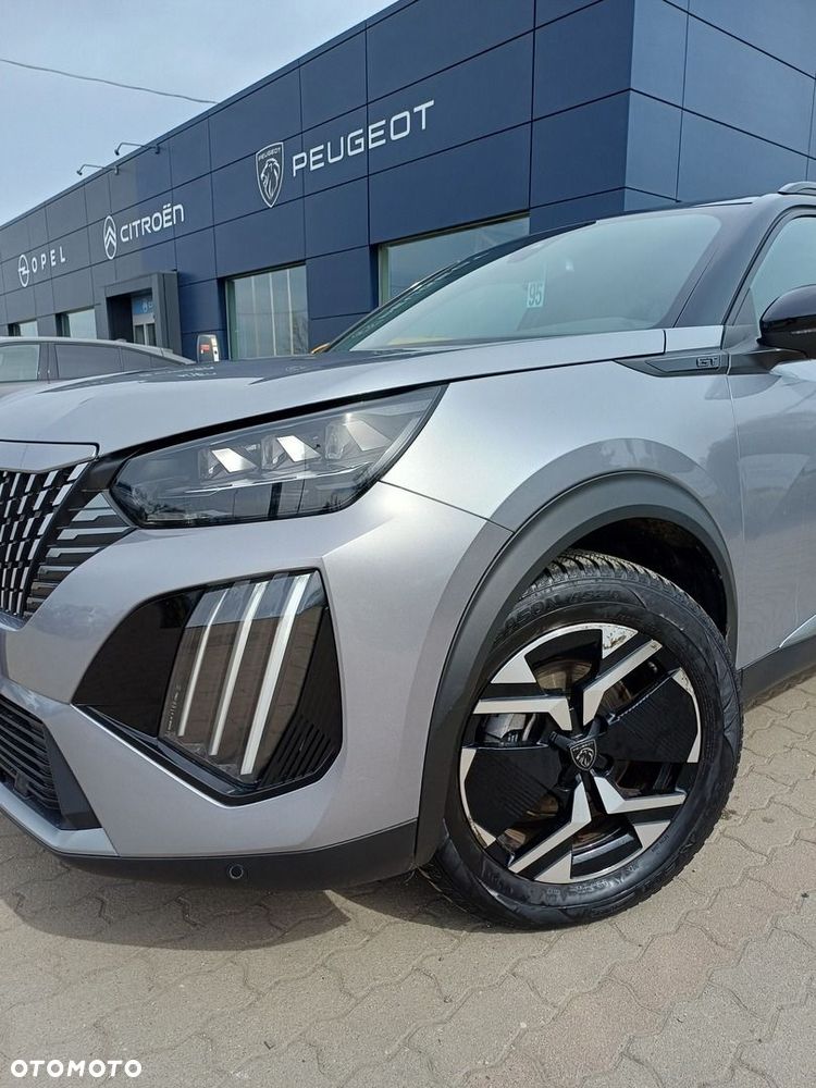Peugeot 2008 - 11