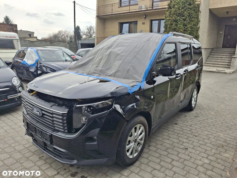 Ford Tourneo Courier 1.0 EcoBoost ACTIVE - 4