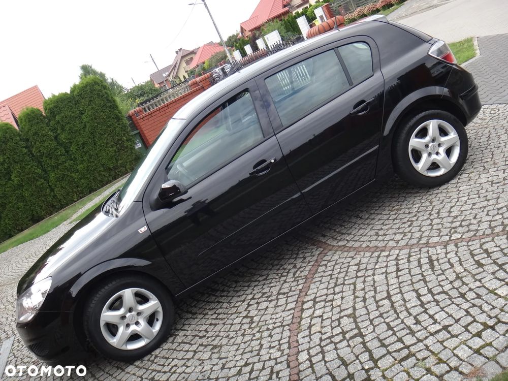 Opel Astra 1.6 Innovation - 11