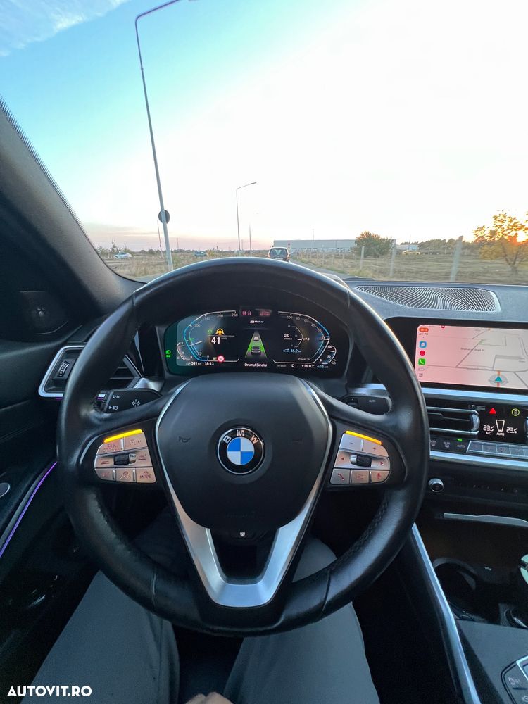 BMW Seria 3 2020 — imagine 18