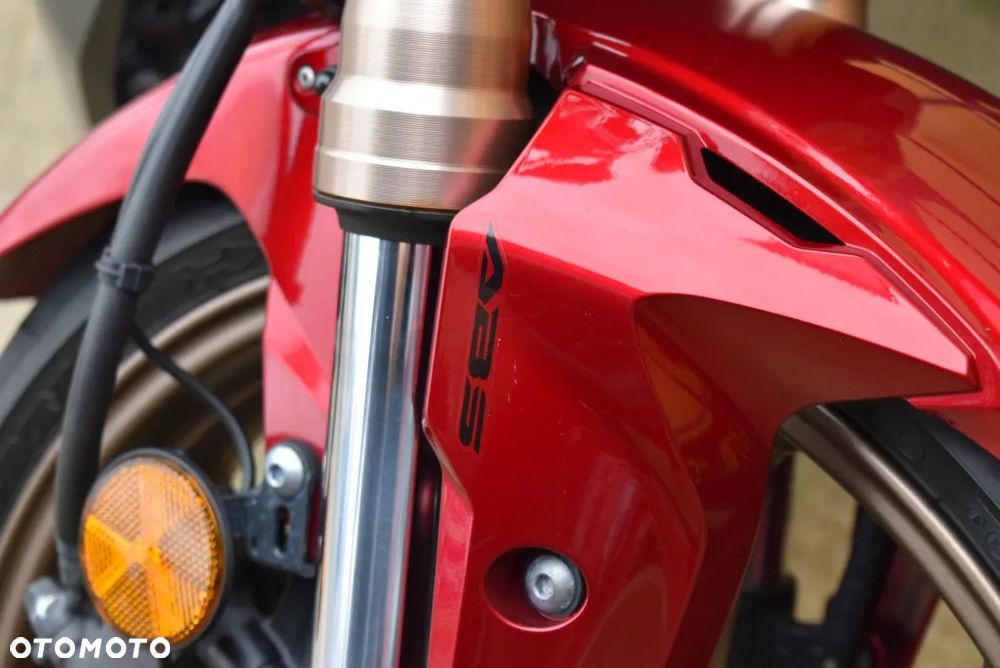 Honda CB - 25