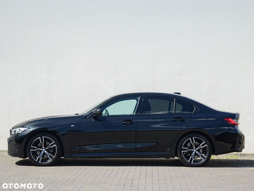 BMW Seria 3 320d xDrive mHEV M Sport - 8