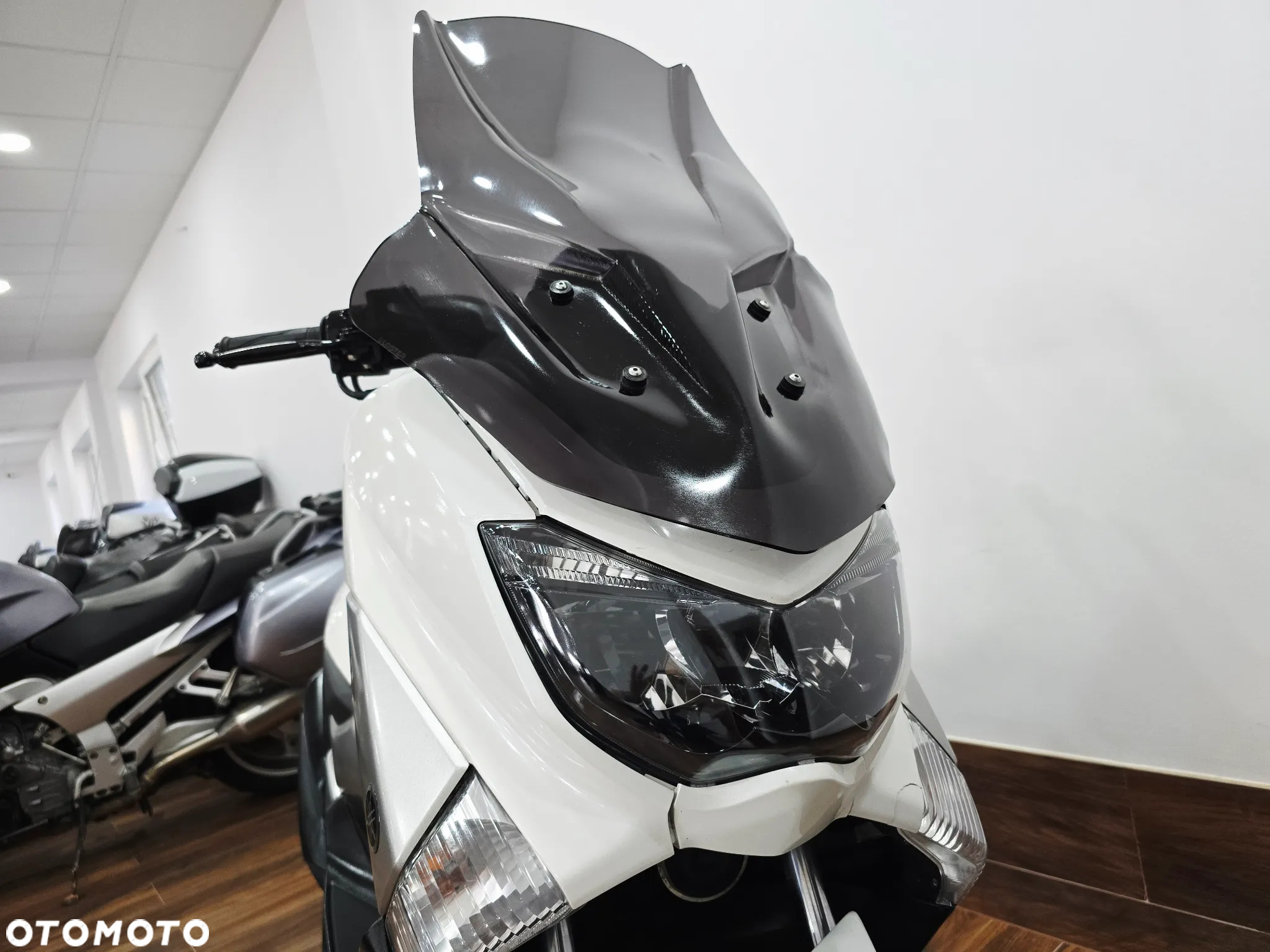 Yamaha NMAX - 8