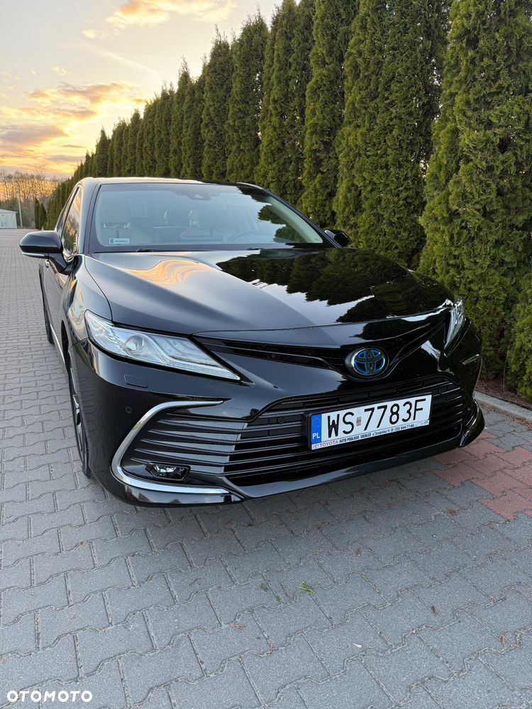 Toyota Camry 2.5 Hybrid Executive CVT - 3
