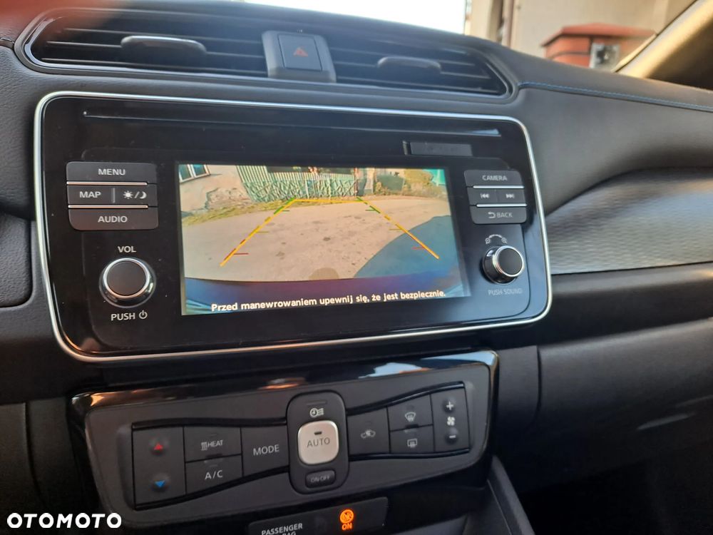 Nissan Leaf 40 kWh Acenta - 23