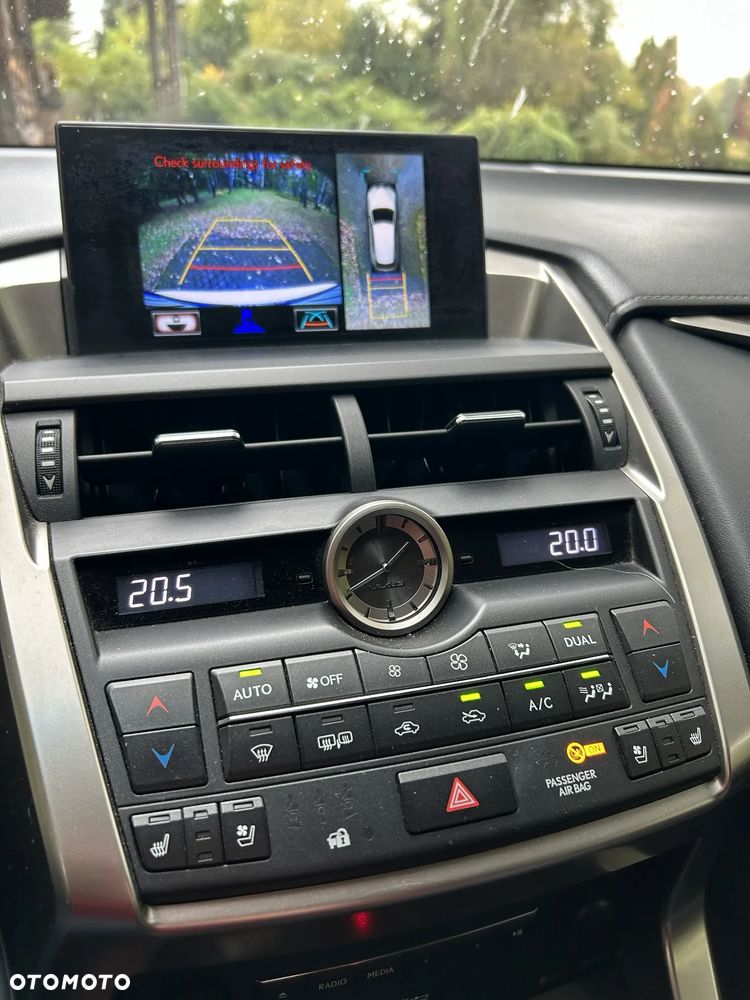 Lexus NX 200t Prestige AWD - 3