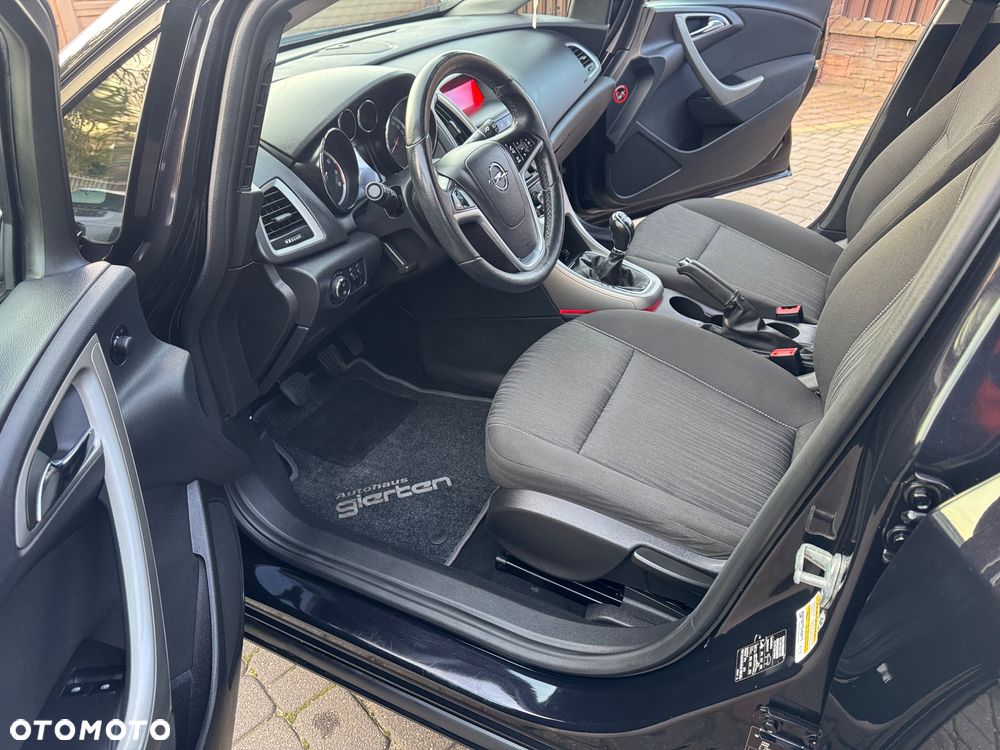 Opel Astra 1.4 Turbo Edition - 11