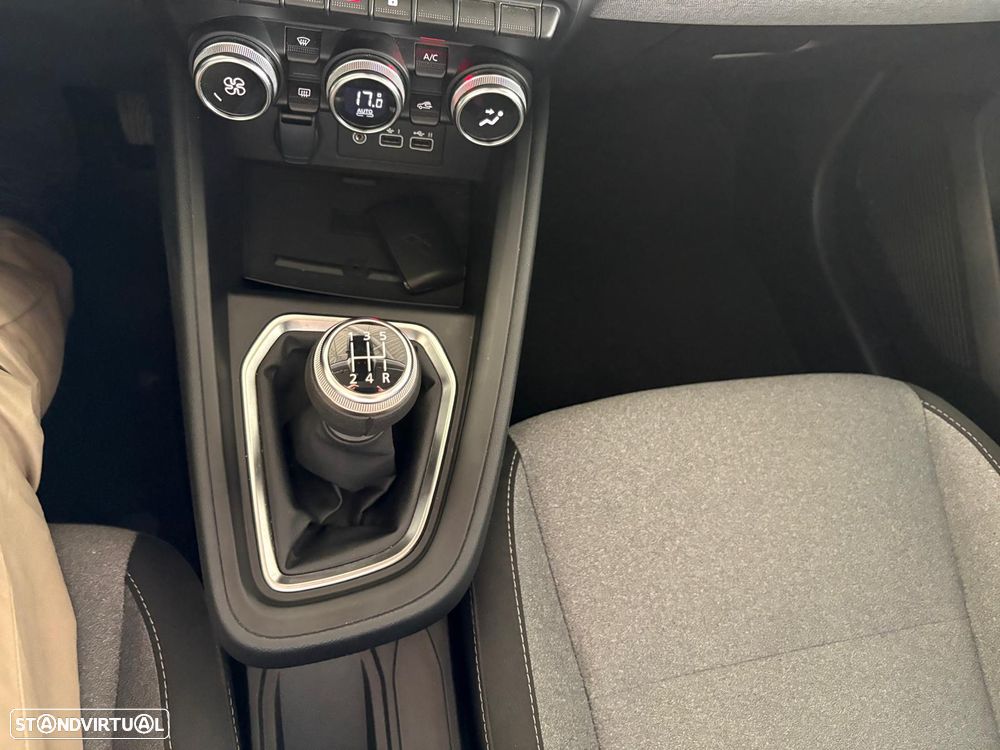 Mitsubishi Colt 1.0 MPI Kyoto - 17