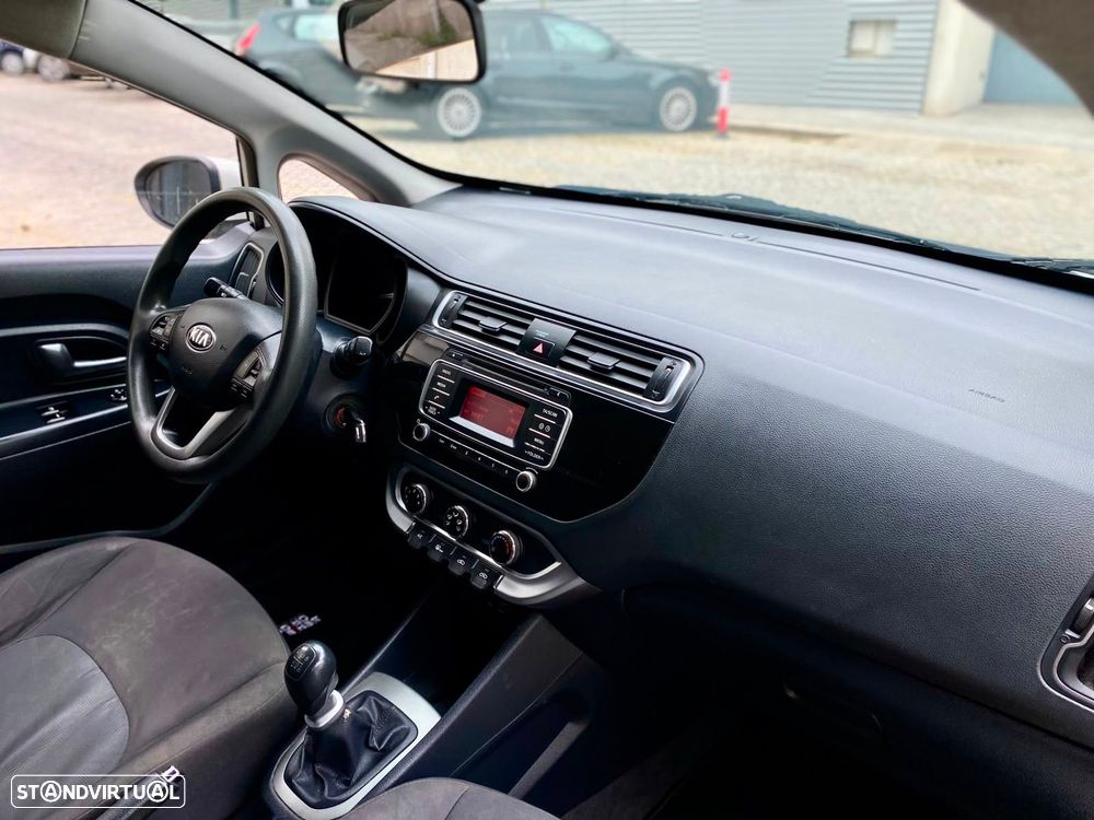 Kia Rio 1.1 CRDi - 19