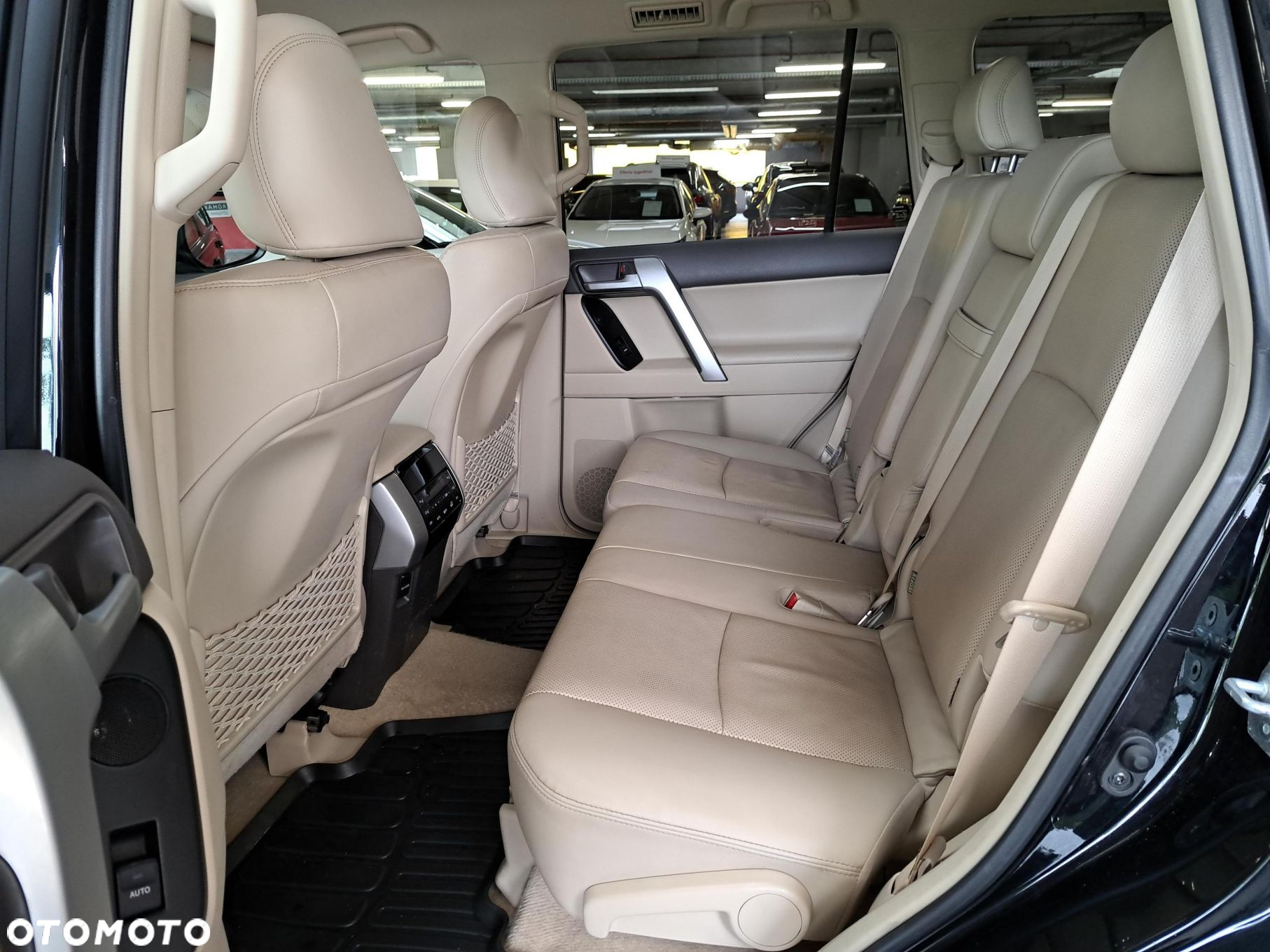 Toyota Land Cruiser LC 2.8 D-4D Invincible - 11