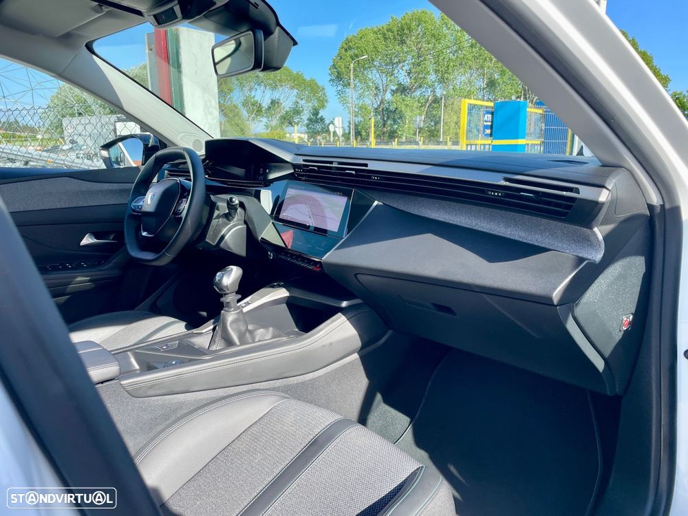 Peugeot 308 SW 1.2 PureTech Allure - 36