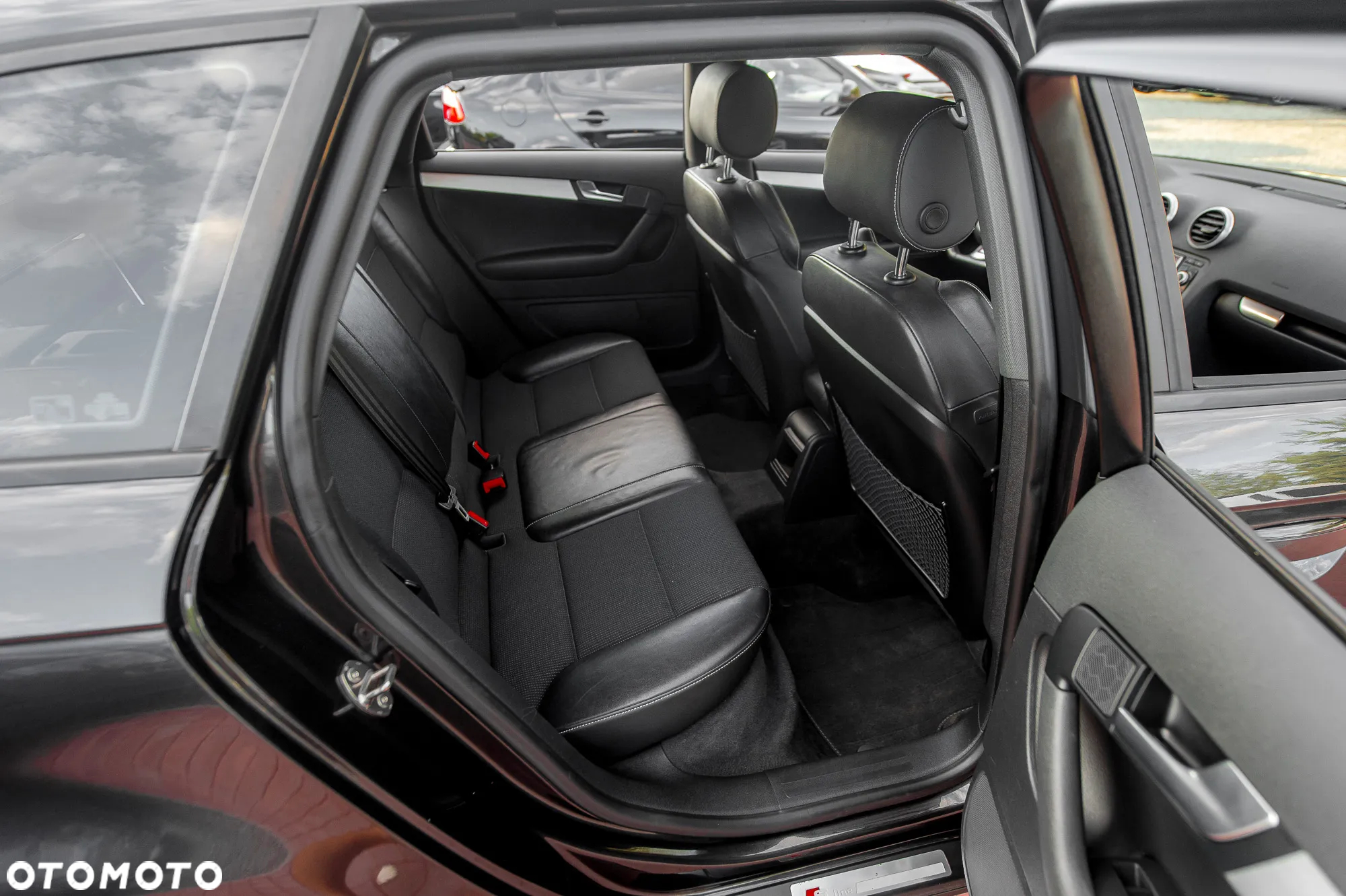 Audi A3 2.0 TFSI Sportback quattro S tronic S line Sportpaket - 19