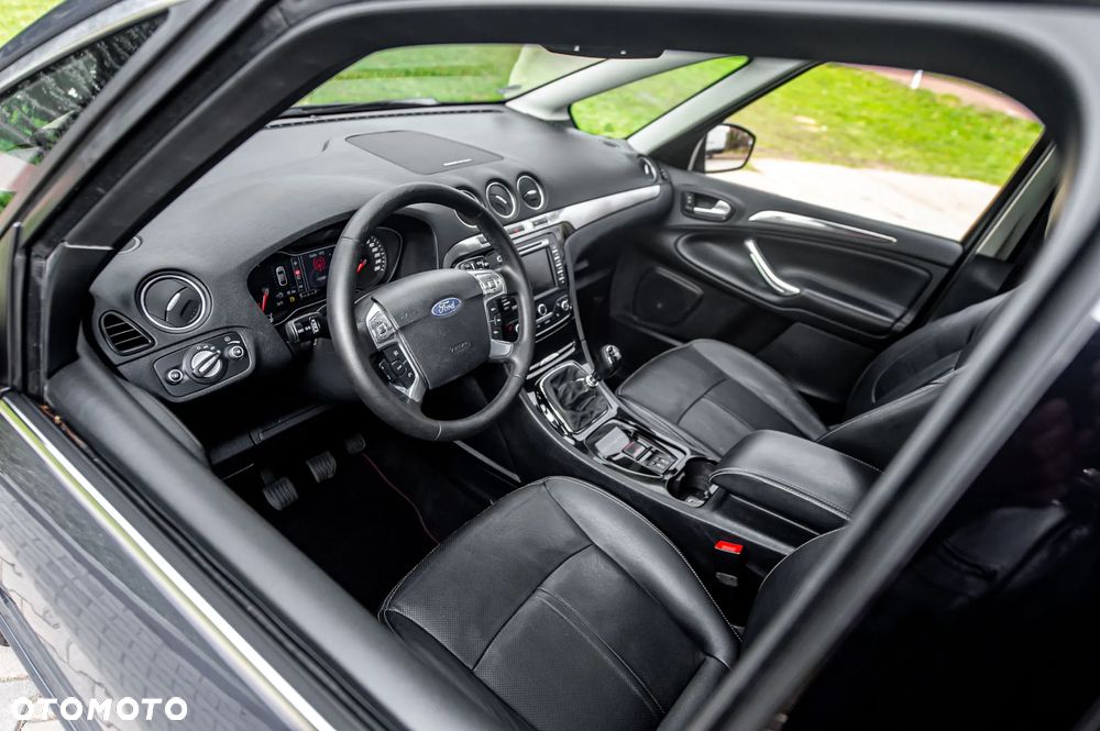 Ford S-Max 2.0 TDCi DPF Titanium X - 20