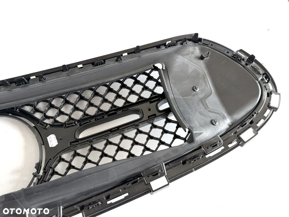 GRILL ATRAPA Mercedes W254 X254 GLC A254 - AMG Line, pod KAM - 13