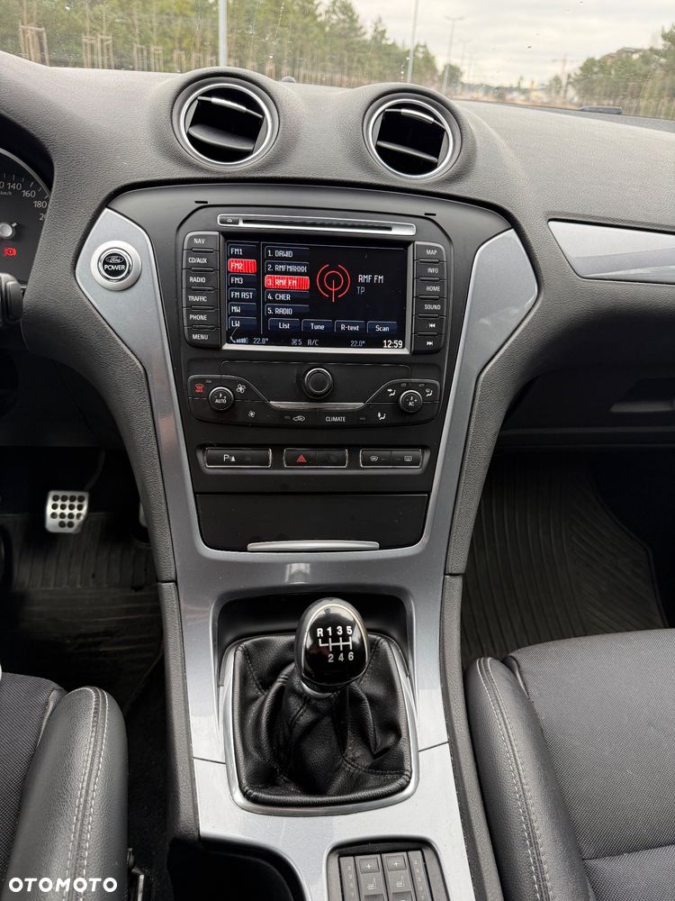 Ford Mondeo 2.0 TDCi Champions Edition - 9