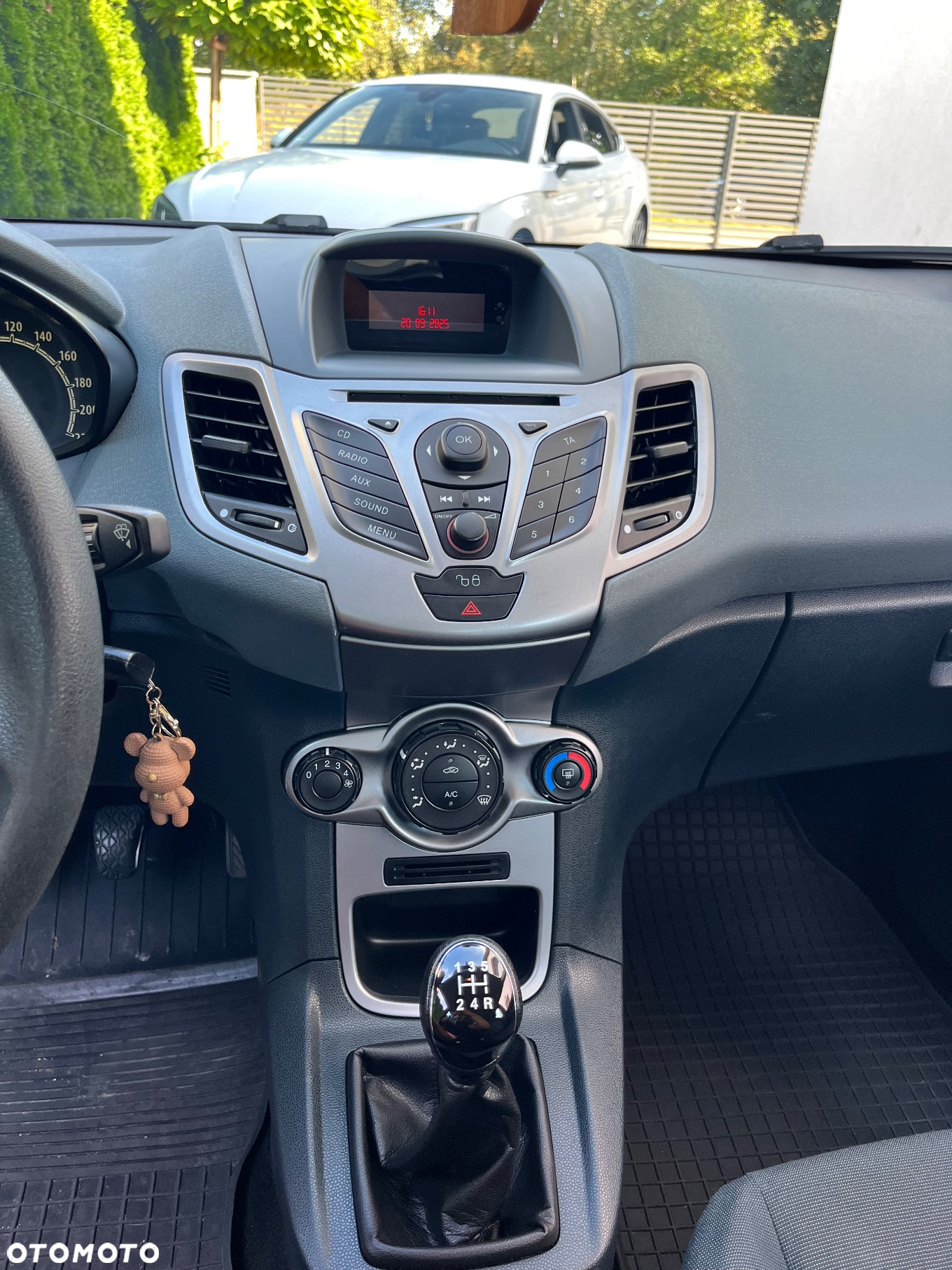 Ford Fiesta - 9