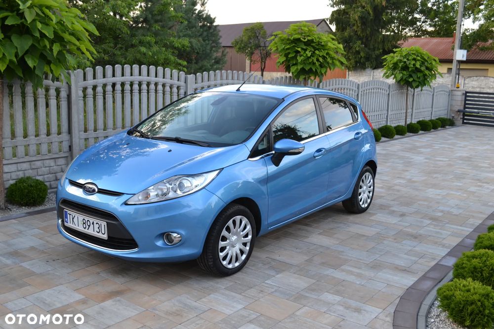 Ford Fiesta 1.25 SYNC Edition - 1
