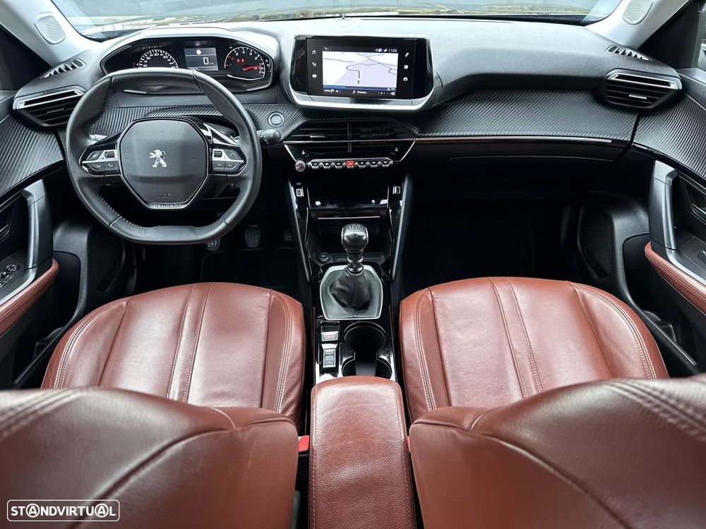 Peugeot 2008 PureTech 130 Allure Pack - 32