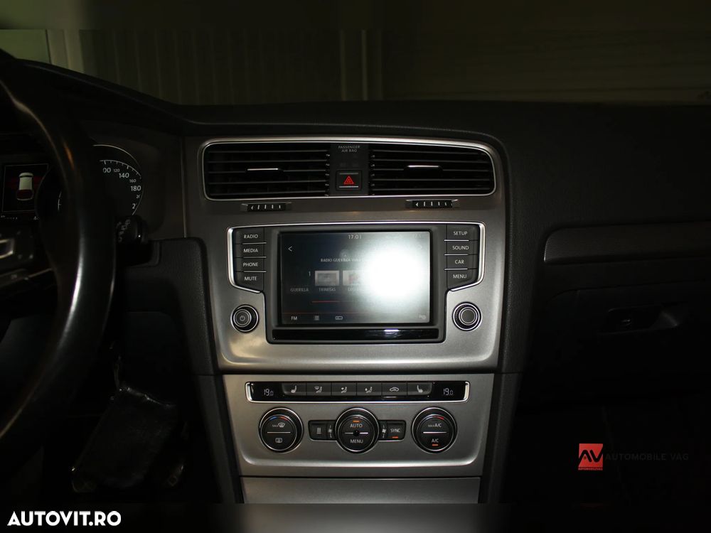 Volkswagen Golf 1.4 TSI BlueMotion Technology Lounge - 8