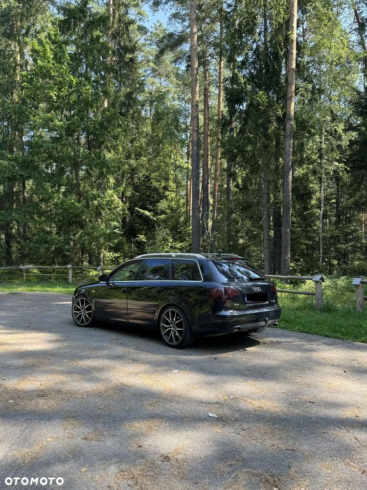 Audi A4 Avant - 4