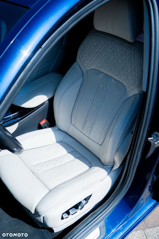 BMW Seria 5 530d xDrive Sport Line - 25