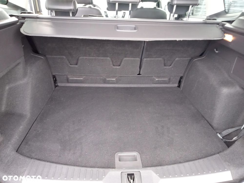Ford Kuga 2.0 TDCi 4x4 Titanium - 28