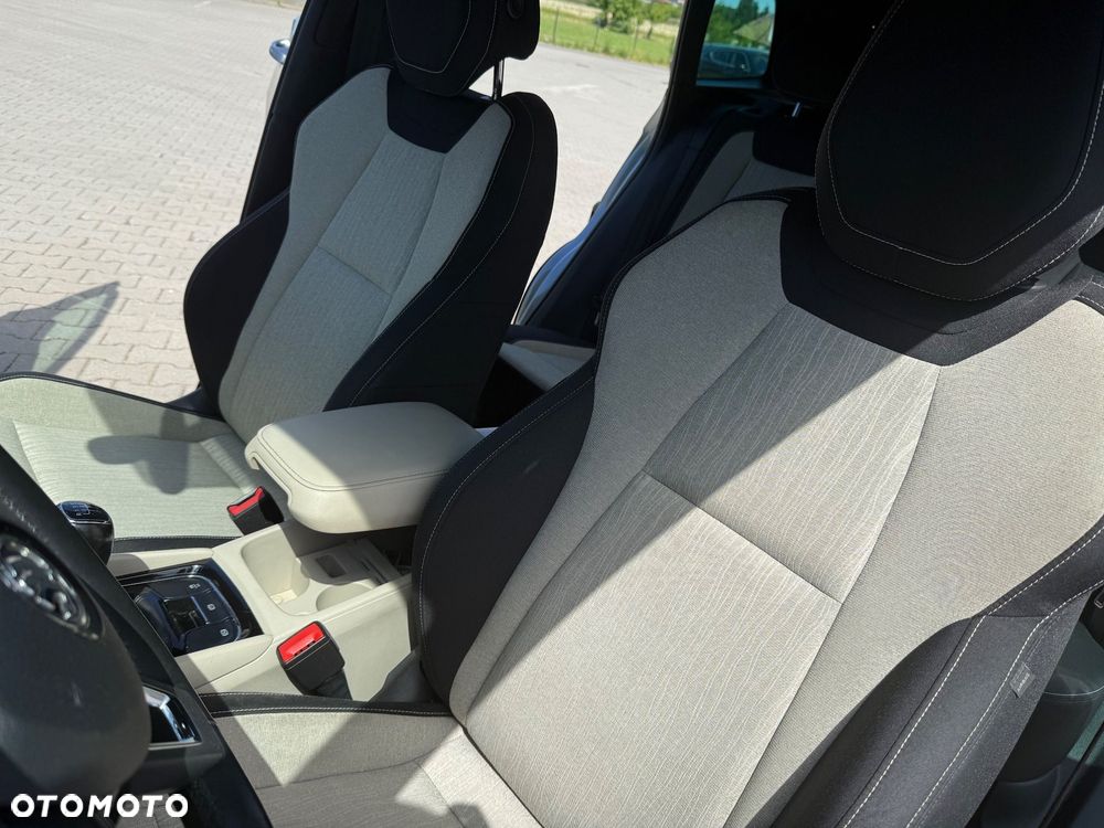 Skoda Karoq 1.6 TDI SCR 4x2 Style - 34