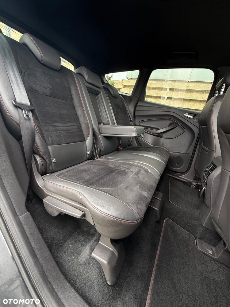 Ford Kuga 2.0 TDCi AWD ST-Line - 25