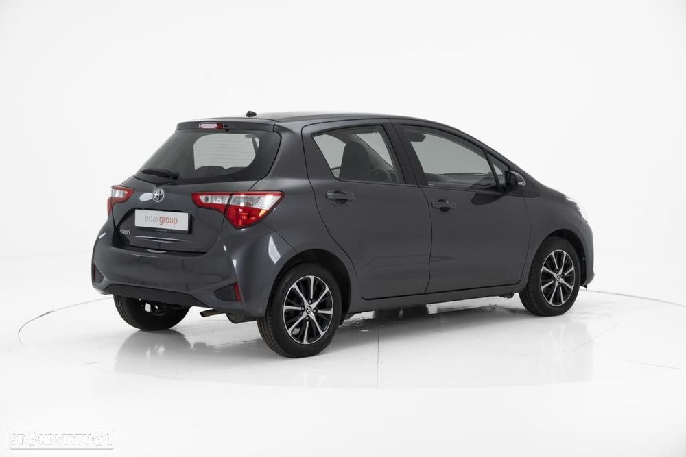 Toyota Yaris 1.0 VVT-i Comfort — fotografia 3