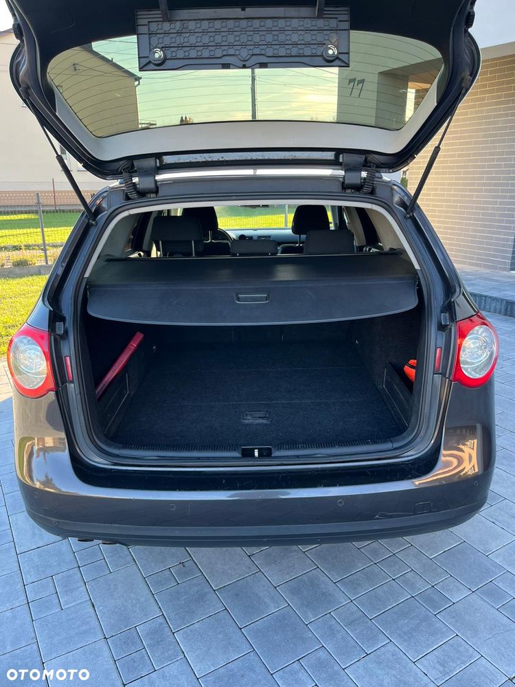 Volkswagen Passat 1.9 TDI Comfortline - 6