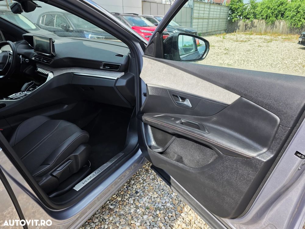 Peugeot 3008 225 e-EAT8 GT - 14