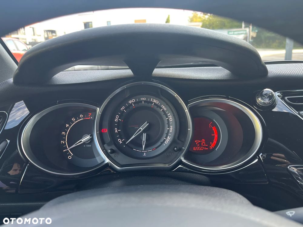 Citroën DS3 1.6 VTi SoChic - 9