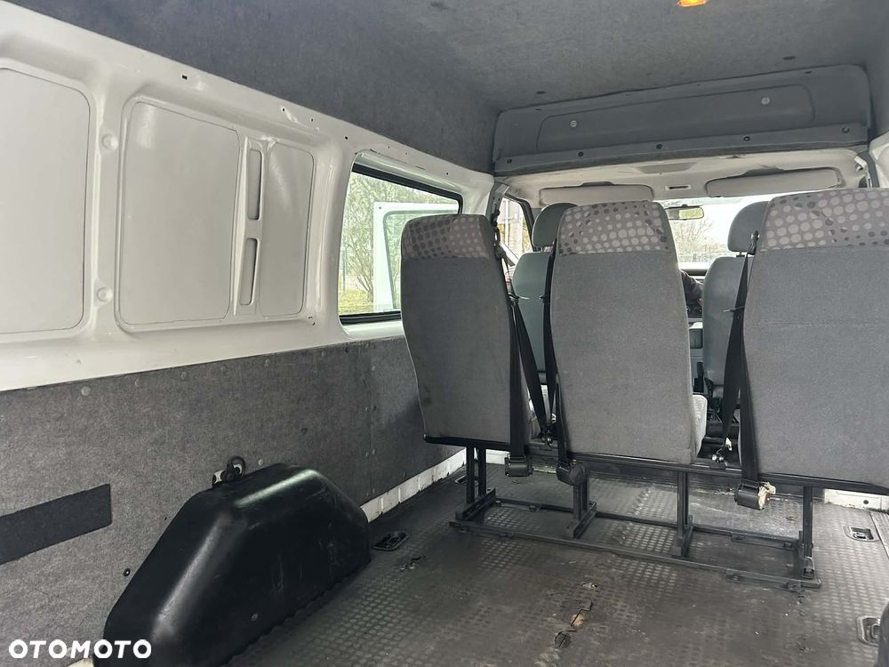 Ford Transit - 14