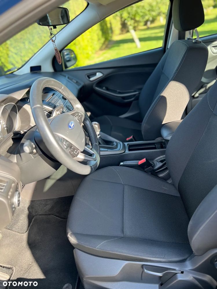 Ford Focus - 18