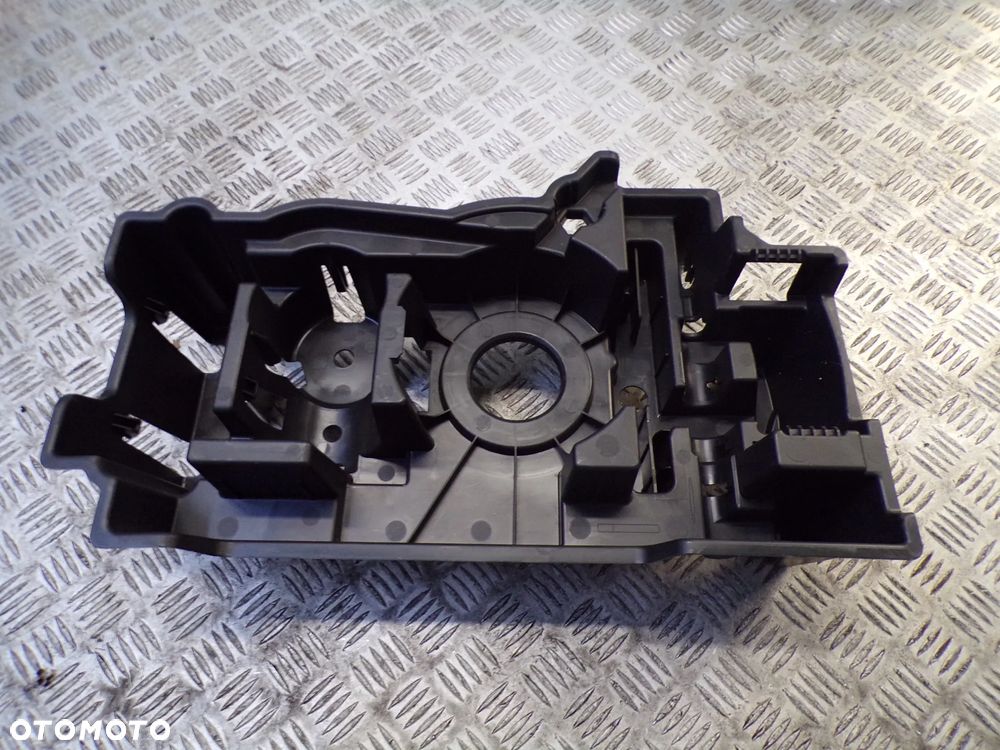 MOCOWANIE ZESTAWU NAPRAWCZEGO SCHOWEK BAGAŻNIKA OPEL CORSA F PEUGEOT 208 II 9818867680 - 1