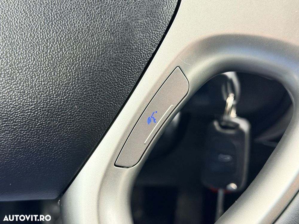 Hyundai ix35 1.7 CRDI 2WD Comfort - 27