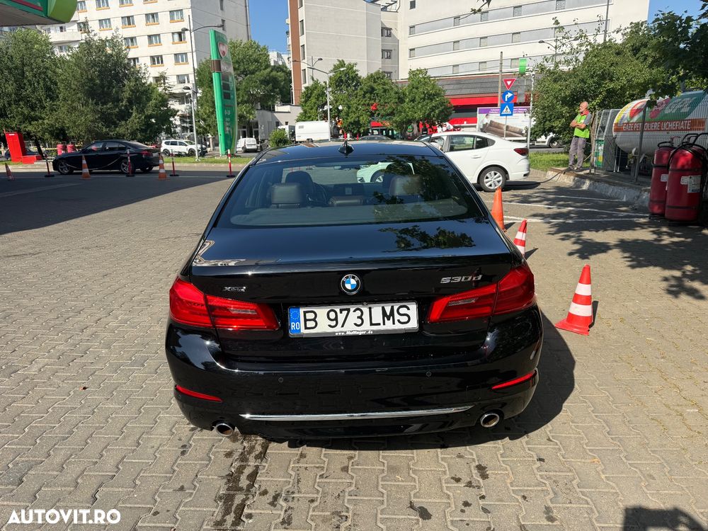 BMW Seria 5 530d xDrive Aut. Luxury Line - 20